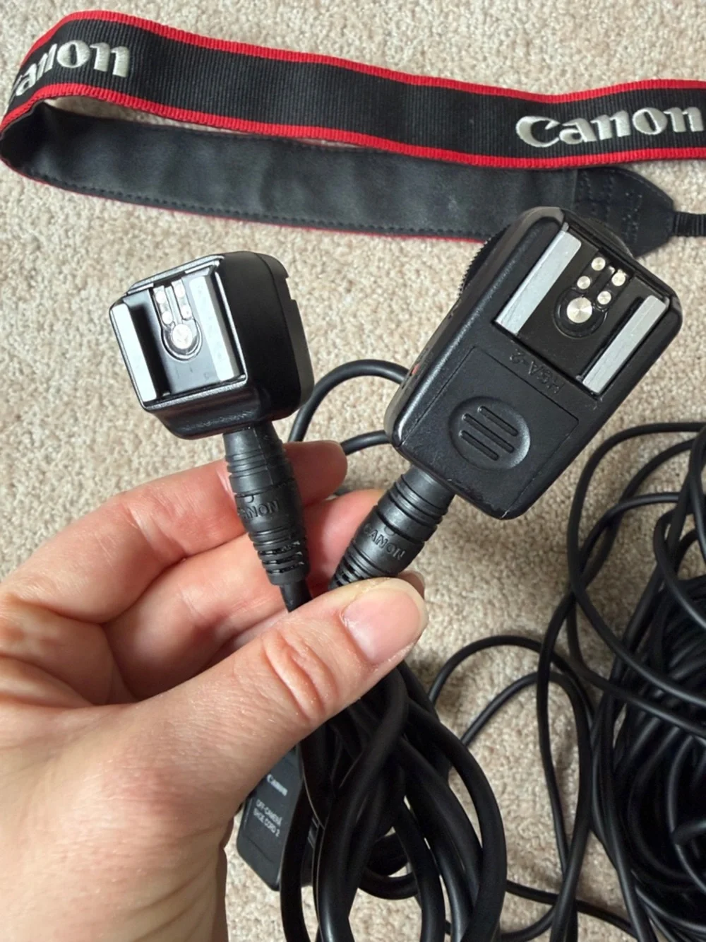 Canon Cables Bundle including Canon off camera shoe 2